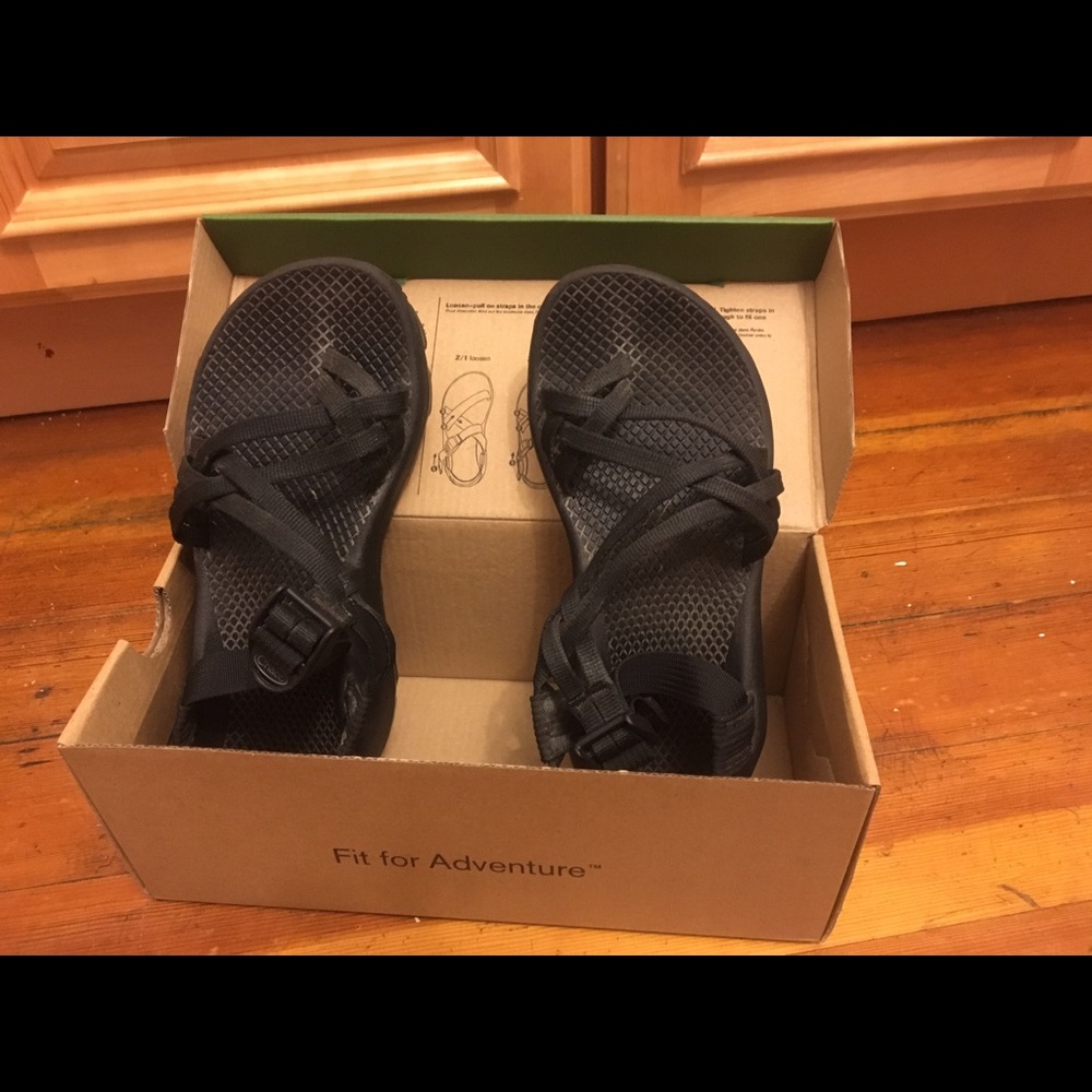 Chaco ZX/2 size 5 black/black