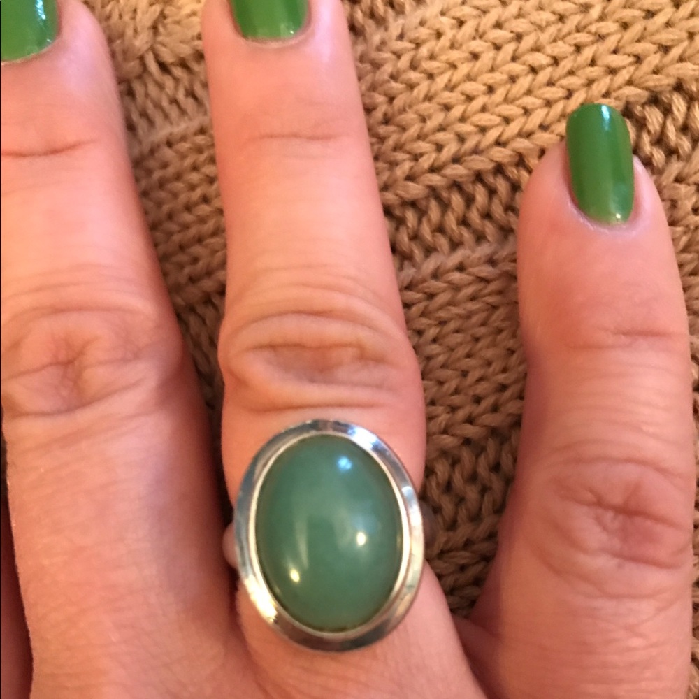SS ring w/green stone