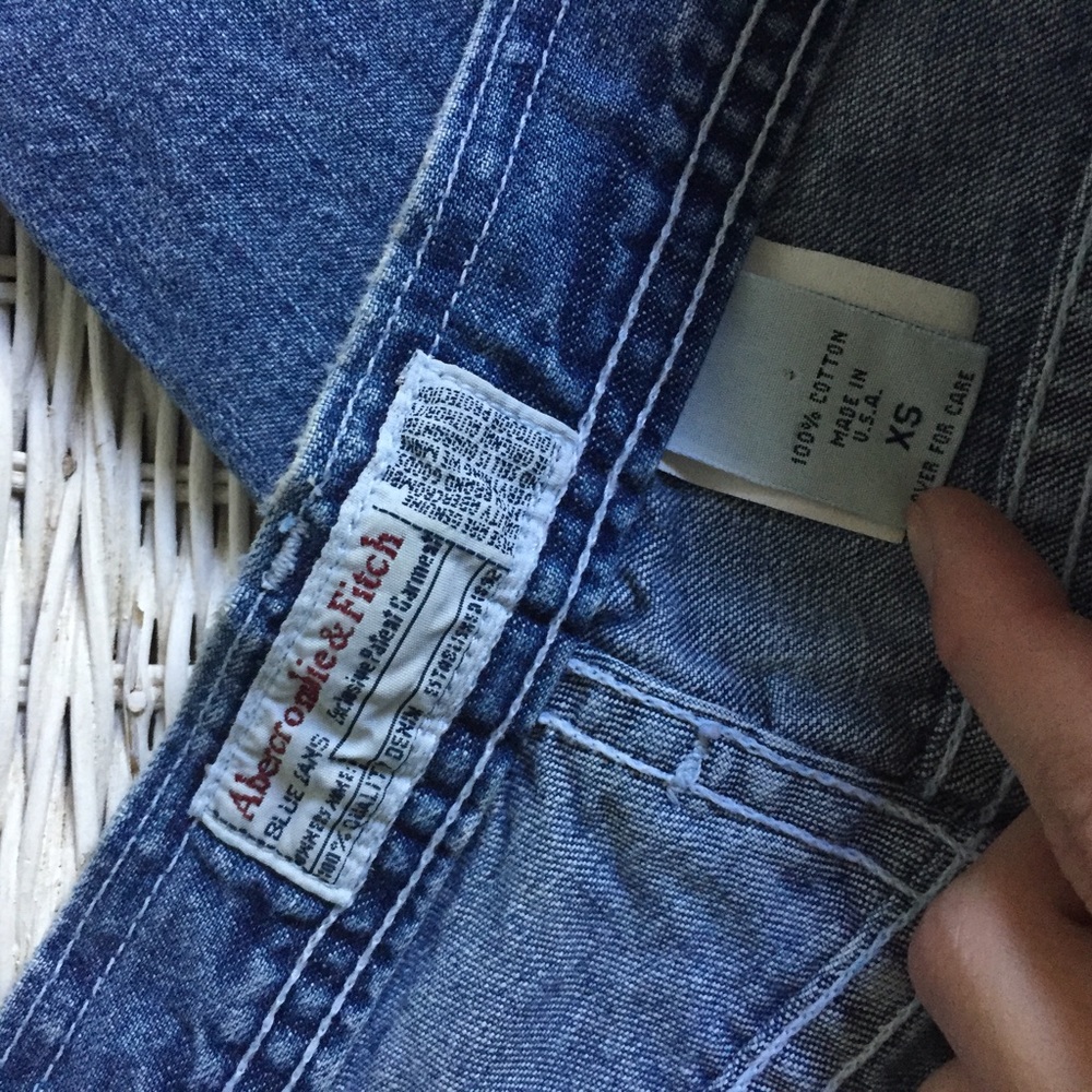 A&F LOW RISE CARPENTER JEANS - Picture 4 of 5