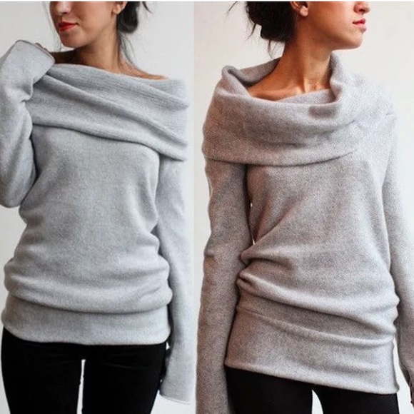 Off The Shoulder Long Sleeve Sweater - Picture 2 of 2