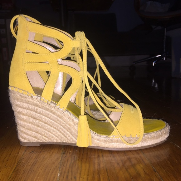 Vince Camuto Tannon Espadrille Wedge Sandals - Picture 6 of 6
