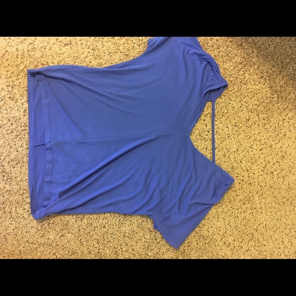 Blue cut out back shirt from old navy