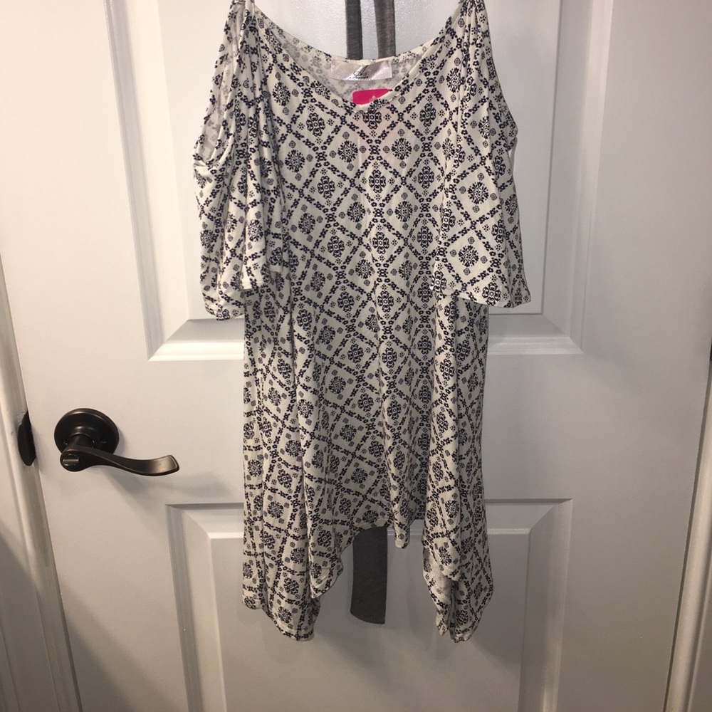 Off the Shoulder Shirt Sleeve Shirt