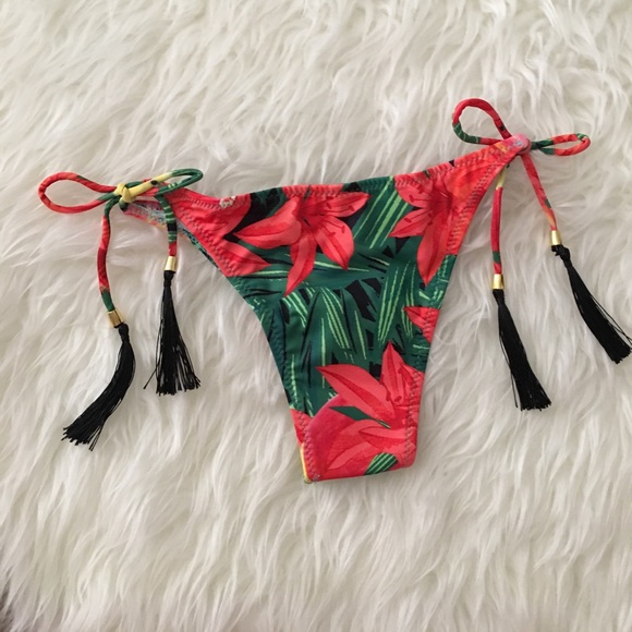 🔥Tropical Bikini Bottoms 🔥 - Picture 2 of 7