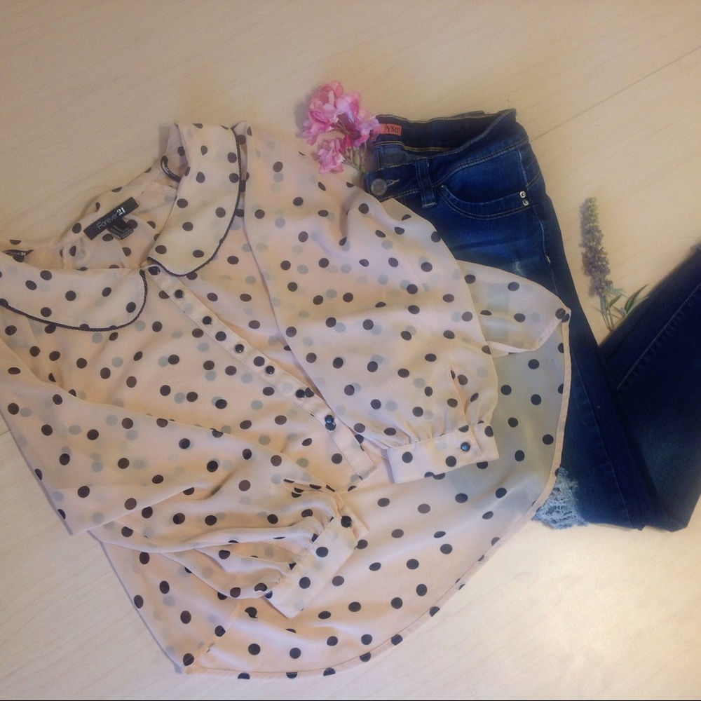 Forever 21 Polka Dot Collared Crop Top