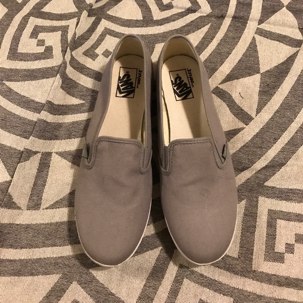 Vans slip ons - gray