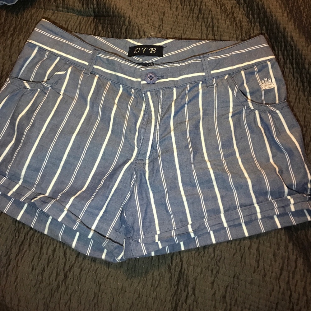 Adorable OTBT shorts. Size 0.