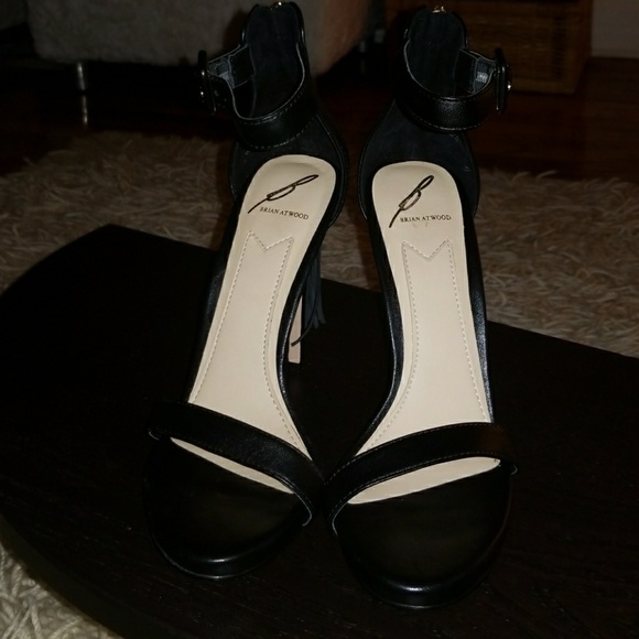 🎈SOLD🎈Brian Atwood Tosca Tassel Ankle-Strap, 6.5 - Picture 4 of 8