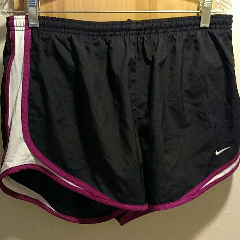 Black Nike Dri Fit Shorts size L