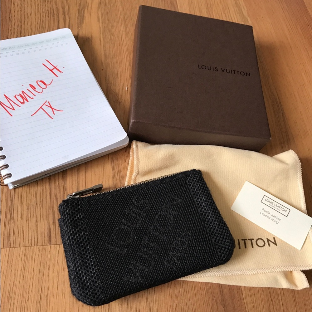 ❌SOLD❌ Authentic Louis Vuitton coin Cles pouch