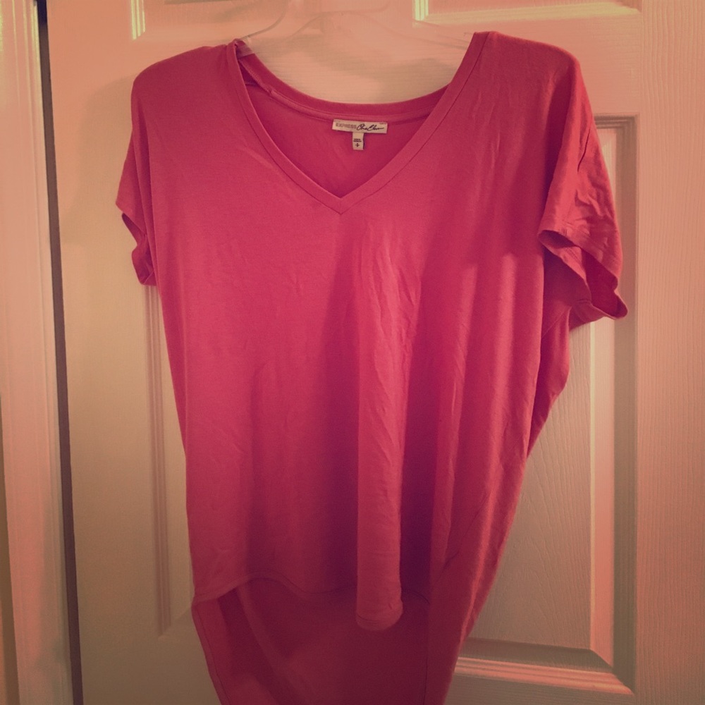 Tee shirt! Long in the back!