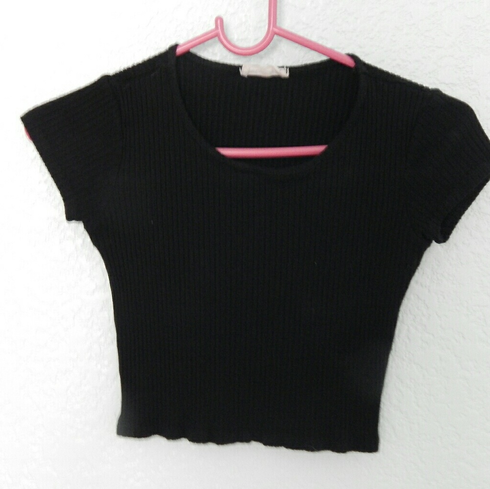 Ribbed Black Crop Top