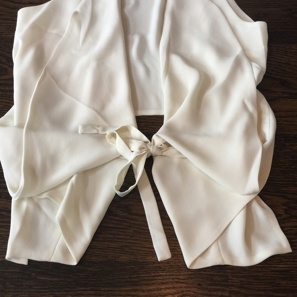 Rieley Vest - Picture 3 of 8