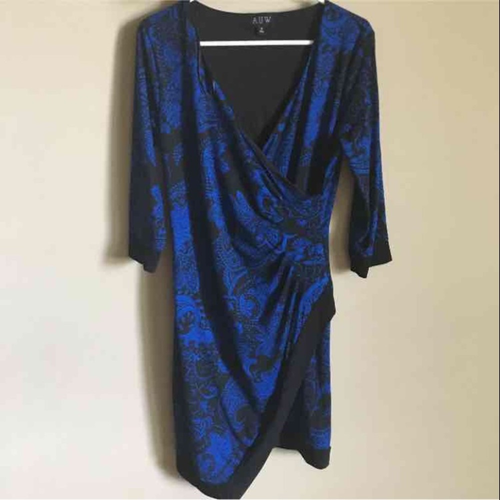 🎀AUW Women's wrap dress size 8 Blue/Black🎀
