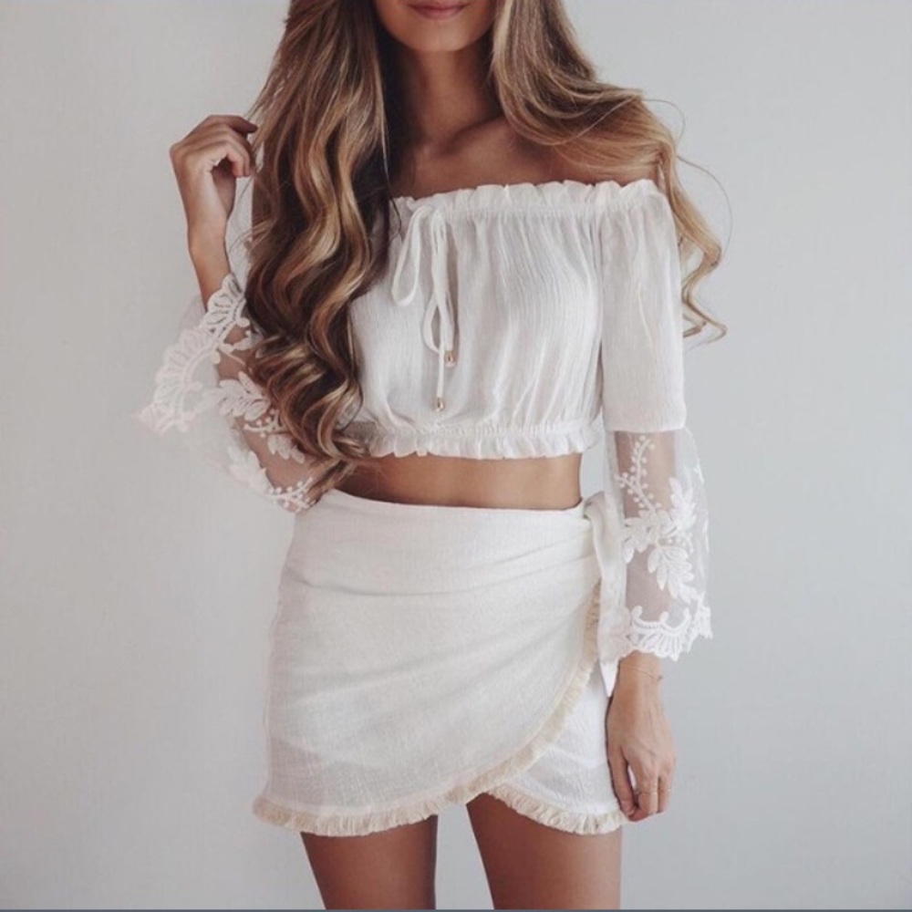 White Off the Shoulder Loose Lace Blouse