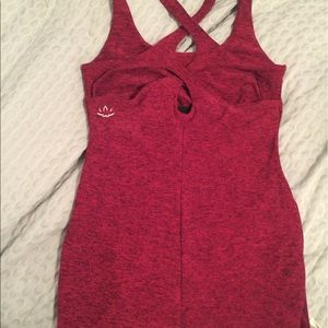 Beyond Yoga sports tank like new, so soft!