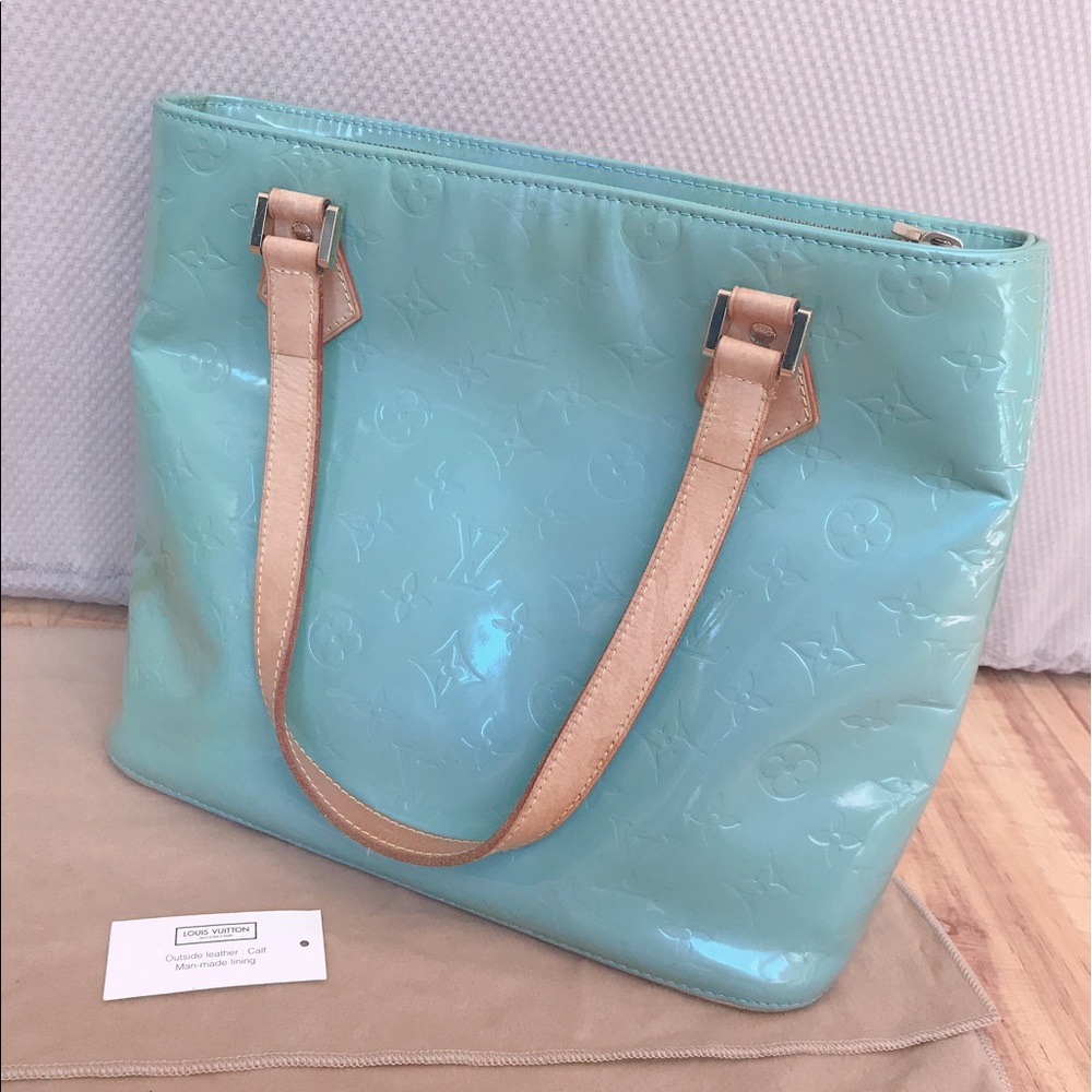 (SOLD) AUTHENTIC LV Peppermint Vernis Houston