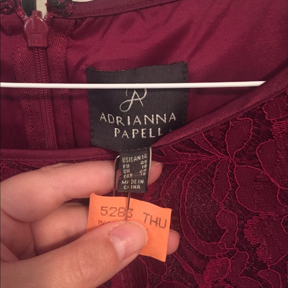 Adriana Papell Dress - Picture 2 of 4