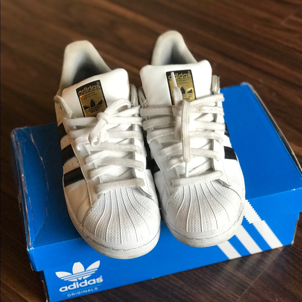 Adidas Superstar Classic Black & White