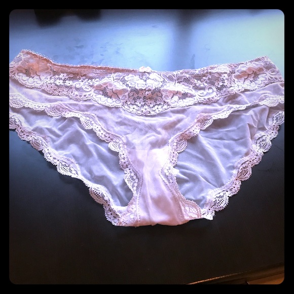 Gray lace panties - Picture 1 of 2