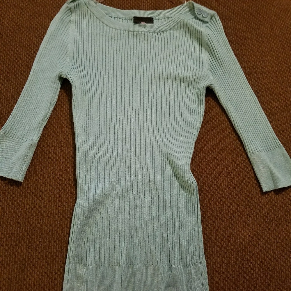Robbins egg blue knit top