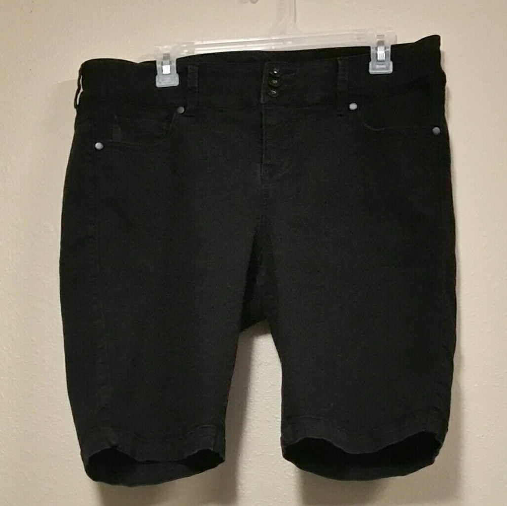 Torrid Black Bermuda Jegging Shorts