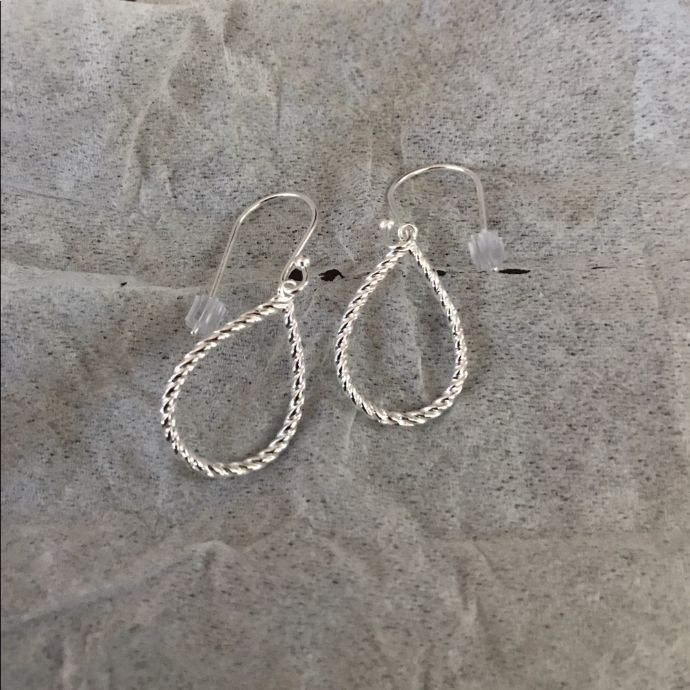 SS teardrop earrings
