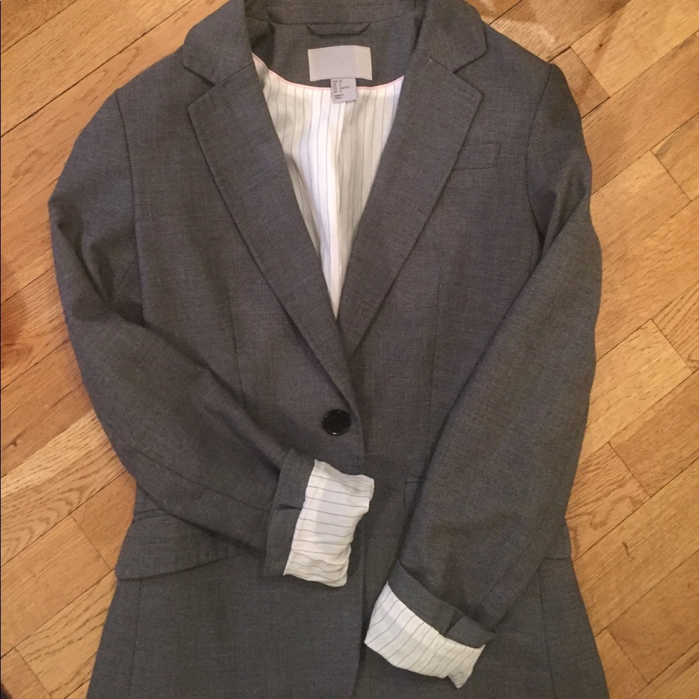 Grey blazer