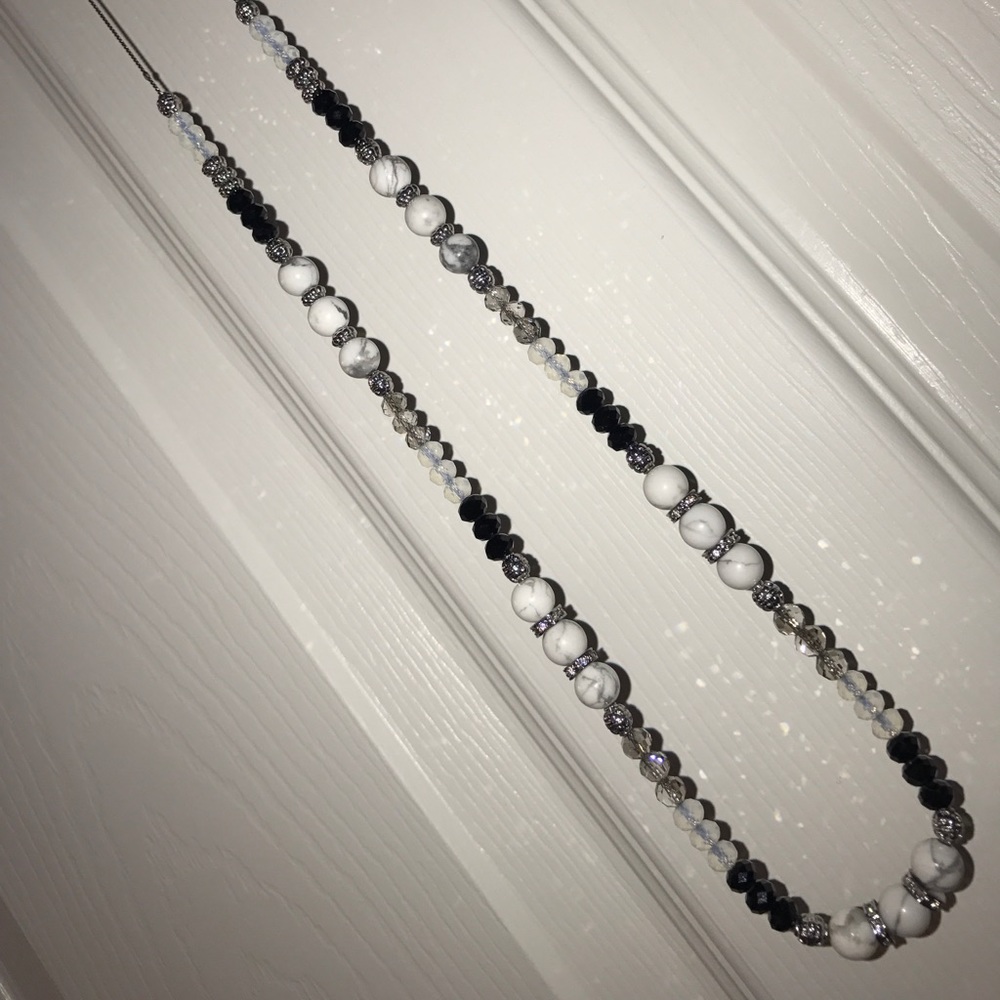 Beaded necklace