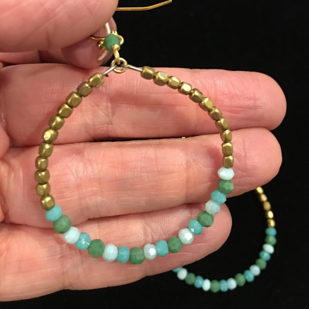 GOLD AND TURQUOISE BEAD HOOP EARRINGS