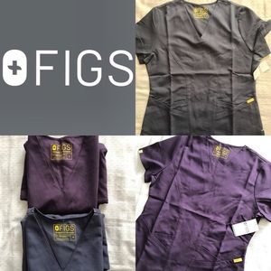 📍SOLD Grey FIGS Scrub Top📍