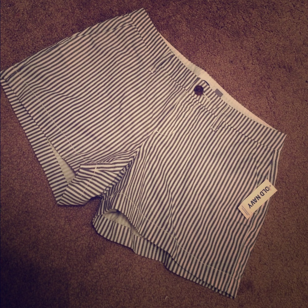 Old navy shorts