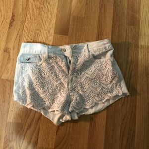 High waisted lace light jean shorts