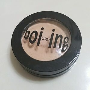 Benefit boiing concealer