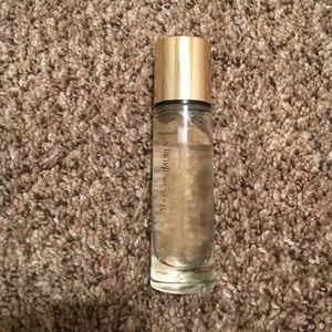 Touché Eclat Blur Primer