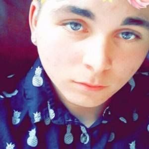 Meet your Posher, Kenneth