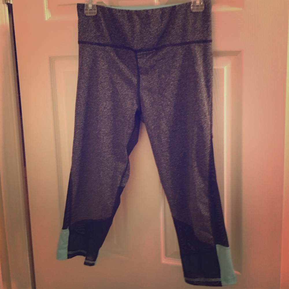 Awesome workout leggings! Blue and grey with mesh