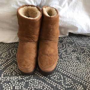 Tan Ugg Boots.