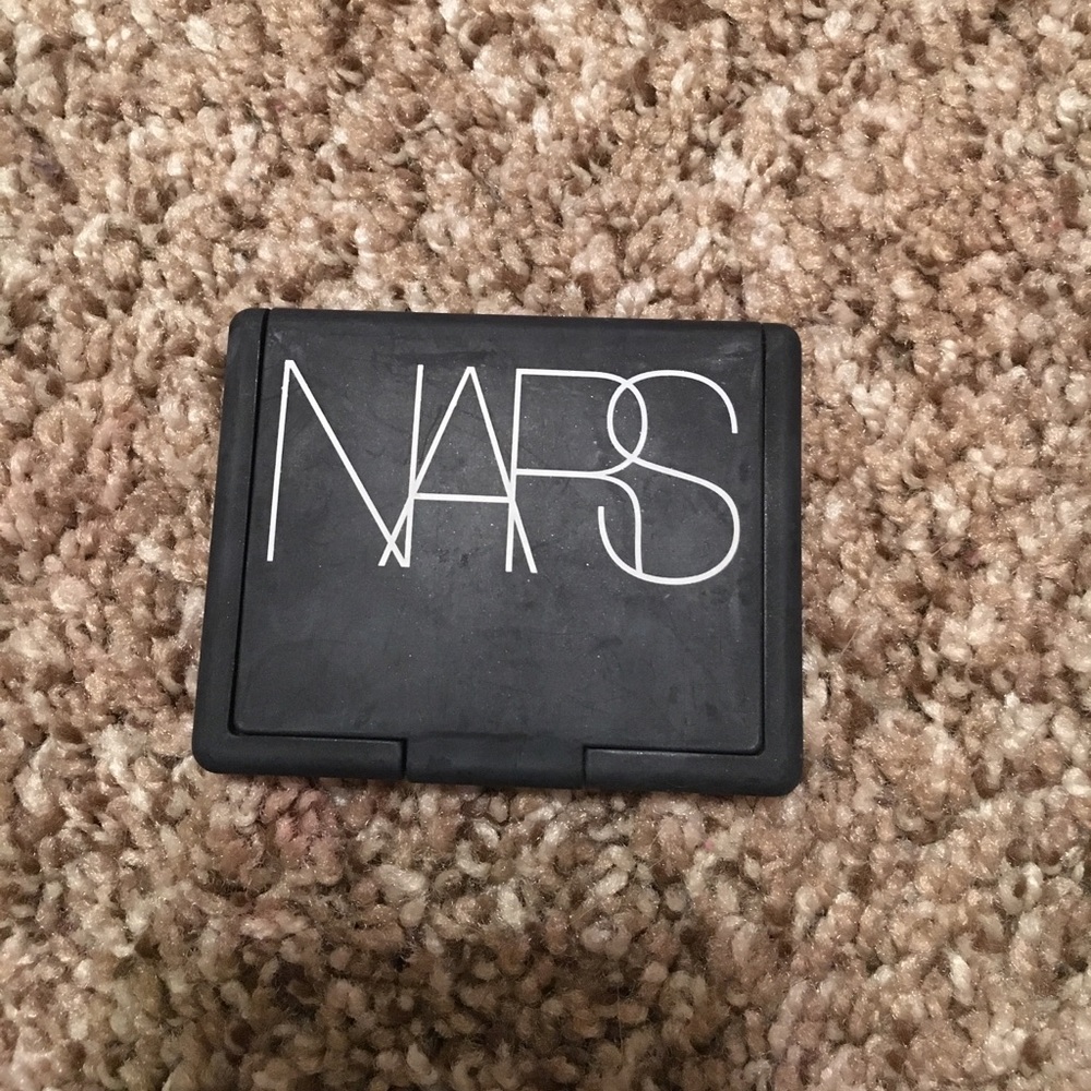 NARS Albatross