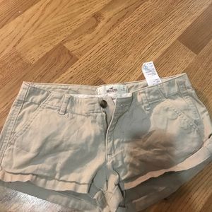 Size 5 khaki shorts