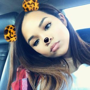 Meet your Posher, Leidy j