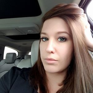 Meet your Posher, Carrie