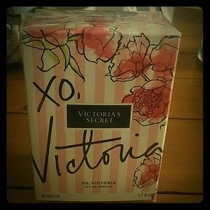 Xo victoria secret eau de Parfum 1.7oz