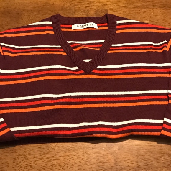 NWOT Maroon v-neck sweater - Picture 1 of 1