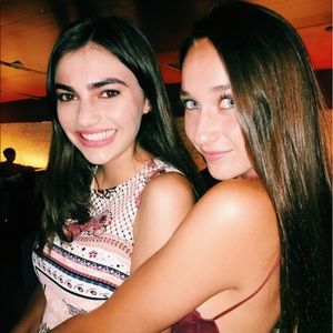 Meet your Posher, Kira