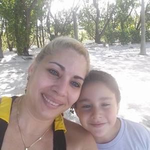 Meet your Posher, Maite