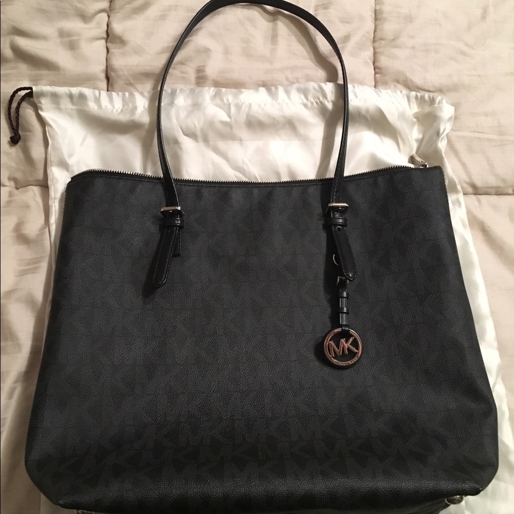 Michael Kors tote