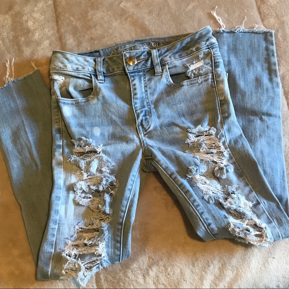 AEO ripped & distressed denim jeans! (Unworn)