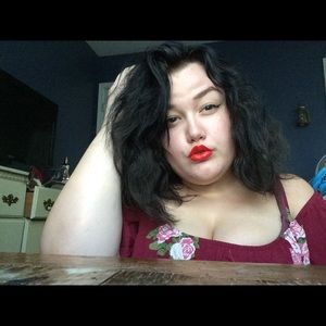 Meet your Posher, Eva