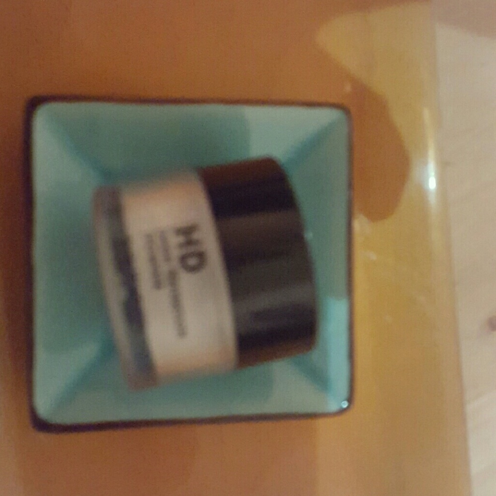 Make Up For Ever Professional High Def Powder - Picture 2 of 4